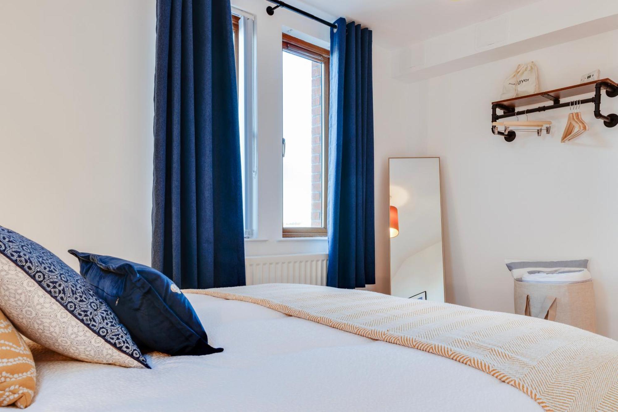 Cherryville Street Apartment Белфаст Екстериор снимка