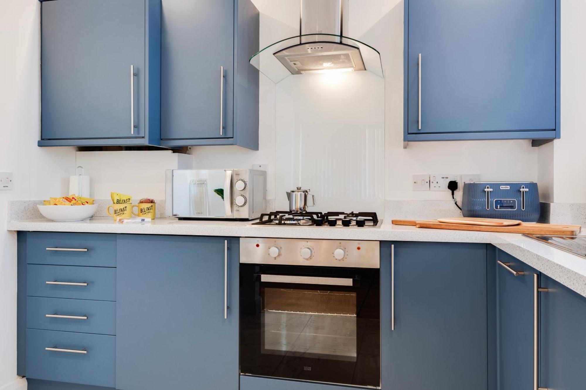 Cherryville Street Apartment Белфаст Екстериор снимка
